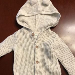 NWT light gray Carters button hooded cardigan 3 months